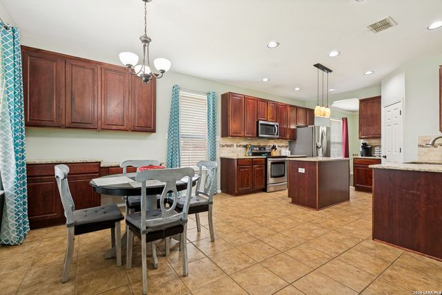 10711 Palomino Bnd, San Antonio, TX 78254
