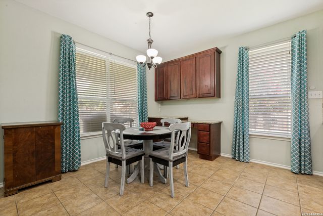10711 Palomino Bnd, San Antonio, TX 78254