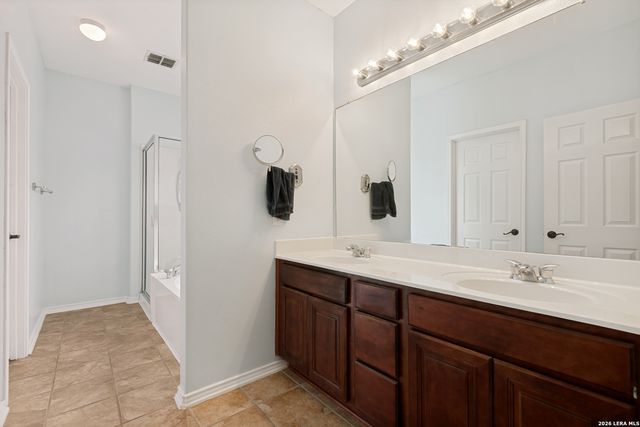 10711 Palomino Bnd, San Antonio, TX 78254