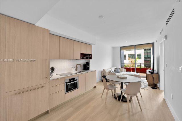 90 NE 32nd 406 406, Miami, FL 33127