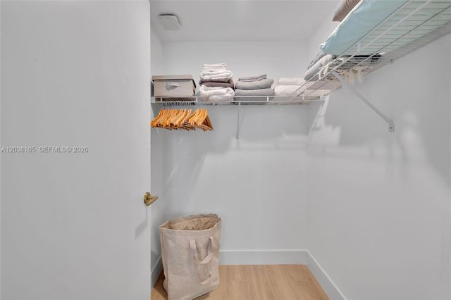 90 NE 32nd 406 406, Miami, FL 33127