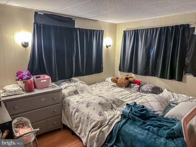 12 ONEILL AVE, Hanover, PA 17331