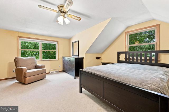 18 ROCKLAND RD, Ewing, NJ 08638