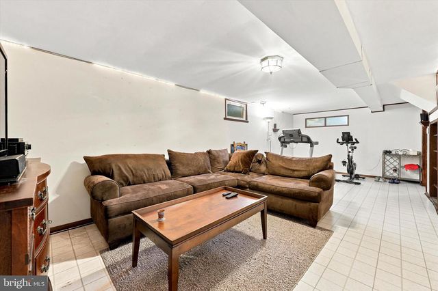 18 ROCKLAND RD, Ewing, NJ 08638