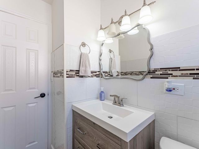 Address unavailable.