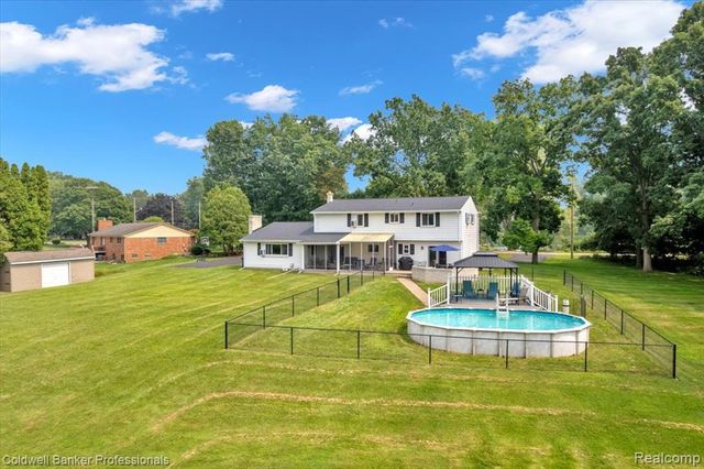 1545 Rulane Drive, Lapeer, MI 48446