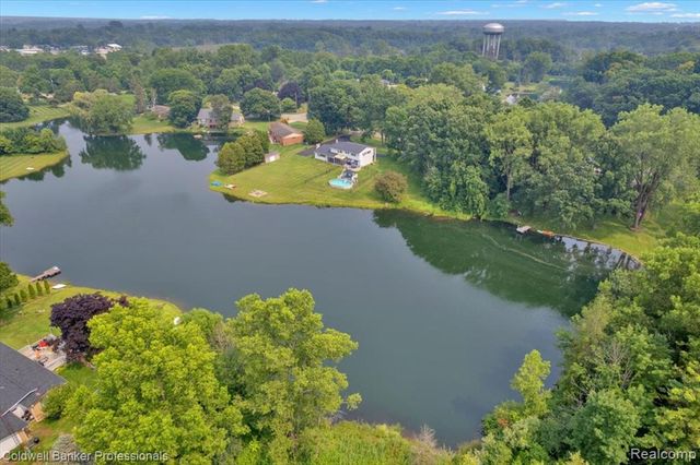 1545 Rulane Drive, Lapeer, MI 48446