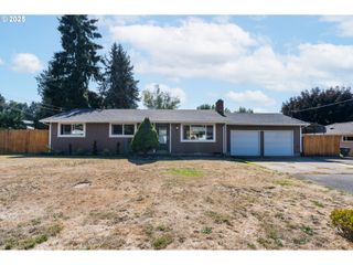 932 Nw GARIBALDI St, Hillsboro, OR 97124