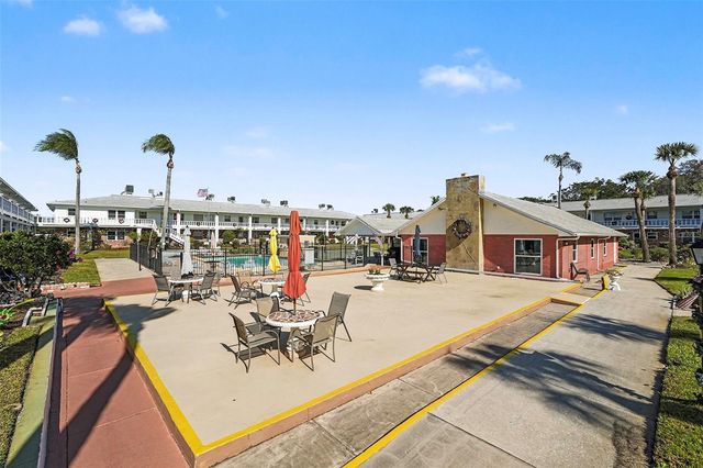 4742 AZALEA DRIVE 103, New Port Richey, FL 34652