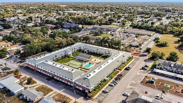 4742 AZALEA DRIVE 103, New Port Richey, FL 34652