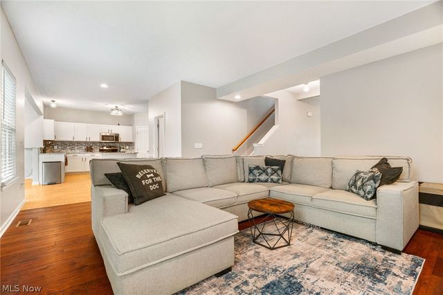 8111 Middlebranch Avenue NE, Middlebranch, OH 44652