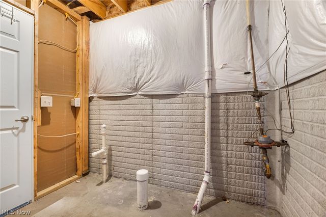 8111 Middlebranch Avenue NE, Middlebranch, OH 44652