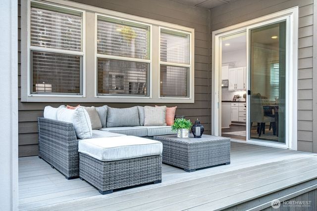 479 5th Avenue NE, Issaquah, WA 98029