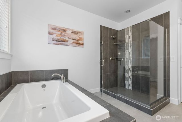 479 5th Avenue NE, Issaquah, WA 98029