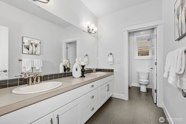 479 5th Avenue NE, Issaquah, WA 98029