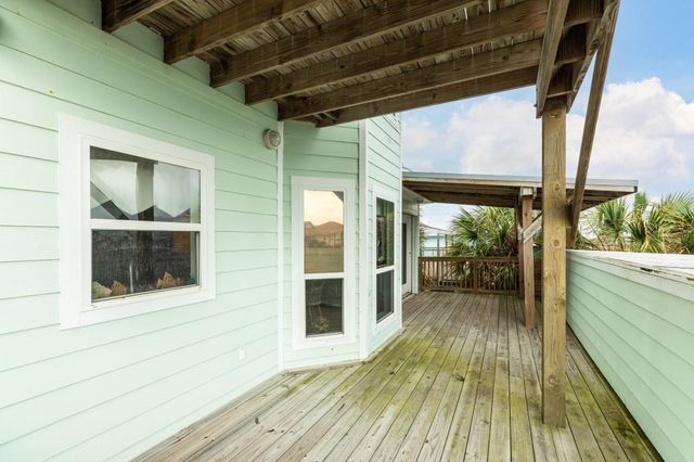 139 Driftwood Road, Freeport, TX 77541