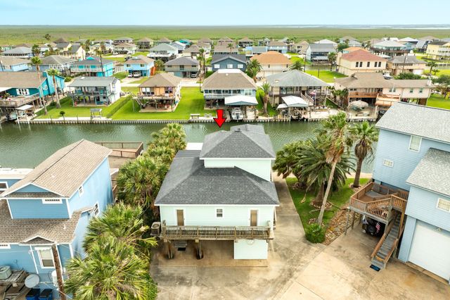 139 Driftwood Road, Freeport, TX 77541