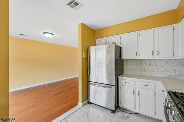 33 Aycrigg Ave, Passaic City, NJ 07055
