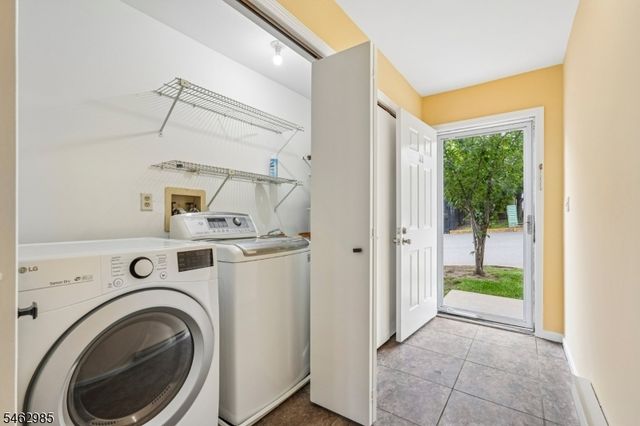 33 Aycrigg Ave, Passaic City, NJ 07055