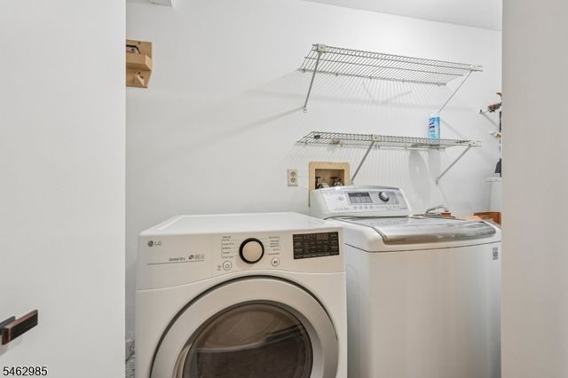 33 Aycrigg Ave, Passaic City, NJ 07055