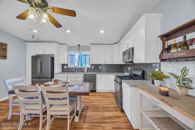 7 Maple Lane, Howell, NJ 07731