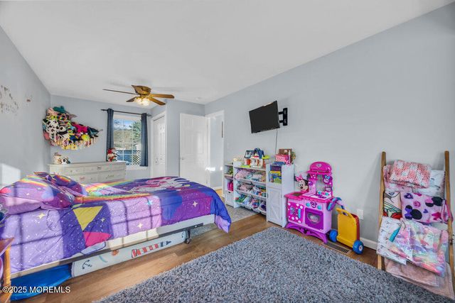 7 Maple Lane, Howell, NJ 07731