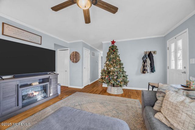 7 Maple Lane, Howell, NJ 07731