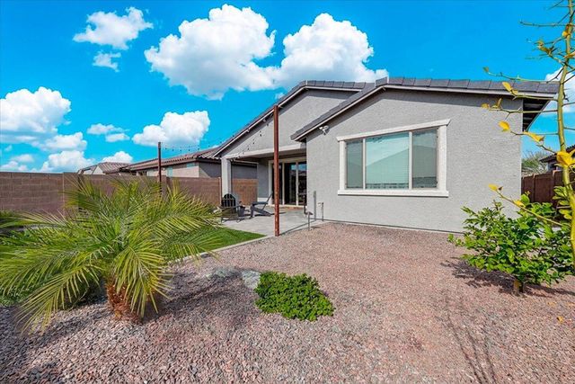 2053 W Lonesome Trail, Phoenix, AZ 85085