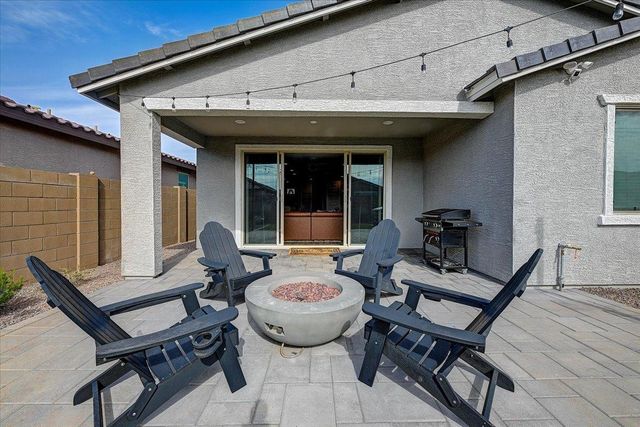 2053 W Lonesome Trail, Phoenix, AZ 85085