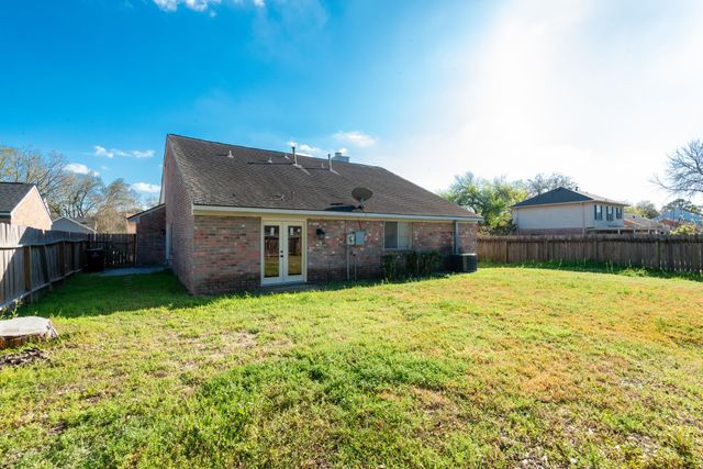 13330 Harpers Bridge Drive, Houston, TX 77041