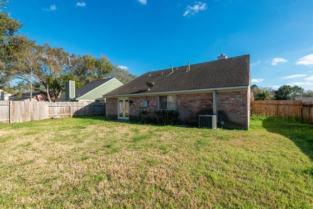 13330 Harpers Bridge Drive, Houston, TX 77041