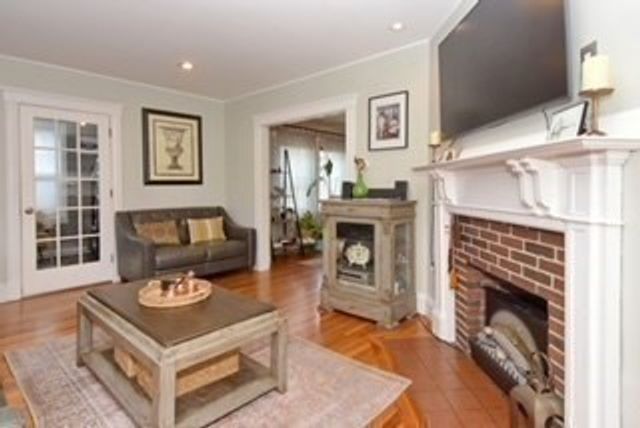 67 Fernwood Ave, Lynn, MA 01904