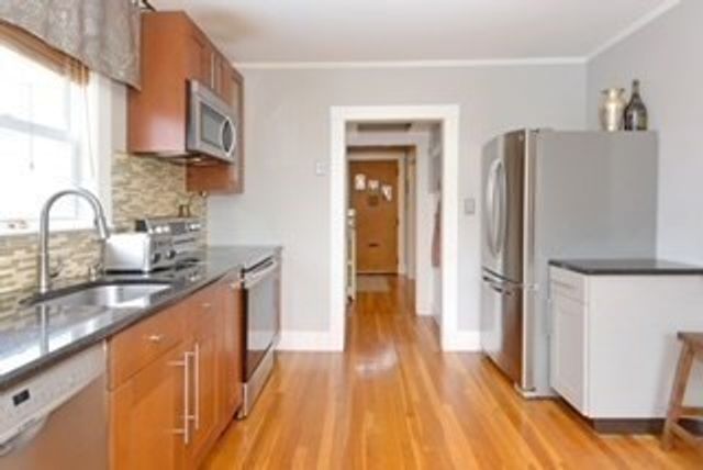 67 Fernwood Ave, Lynn, MA 01904