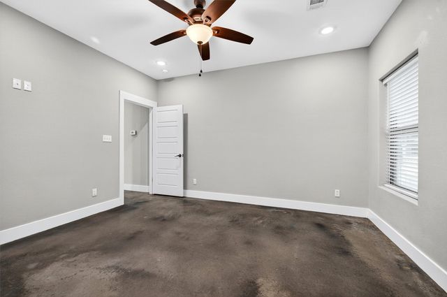 211 W Murray Street, Denison, TX 75020