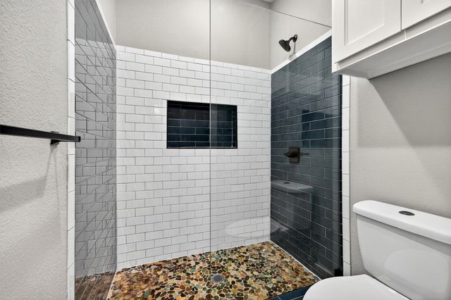 211 W Murray Street, Denison, TX 75020