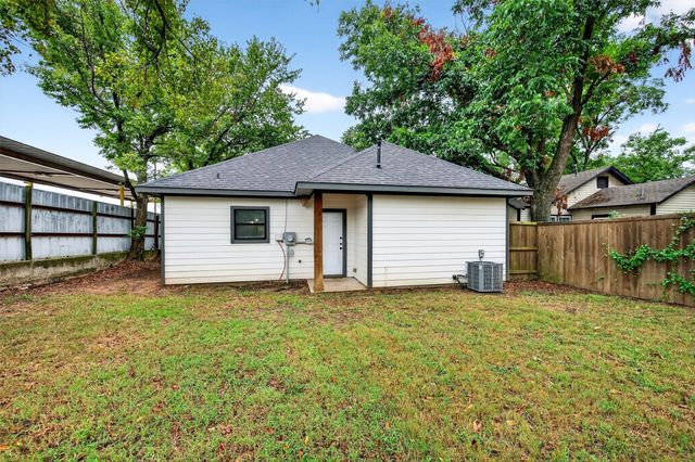 211 W Murray Street, Denison, TX 75020