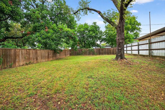 211 W Murray Street, Denison, TX 75020