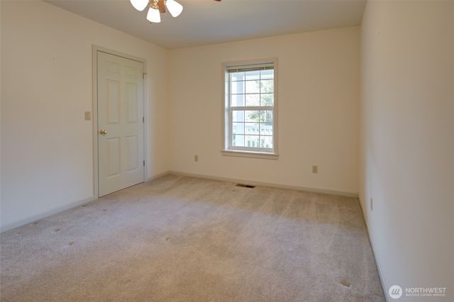 646 Woodland Loop NE, Ocean Shores, WA 98569