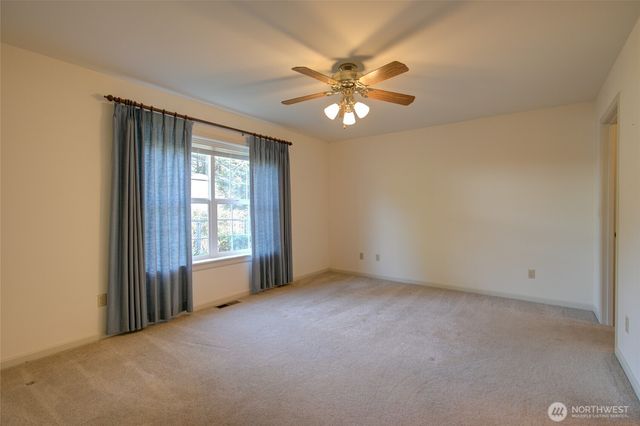 646 Woodland Loop NE, Ocean Shores, WA 98569