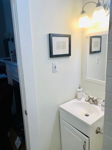 296 Marlborough 3, Boston, MA 02116