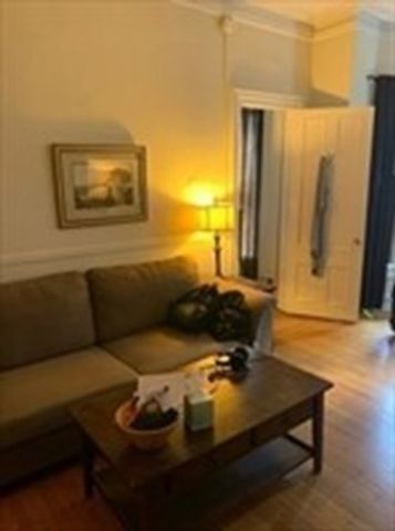 296 Marlborough 3, Boston, MA 02116