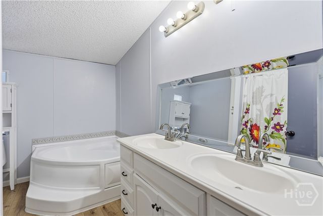 124 Baldpate Road, Bloomingdale, GA 31302