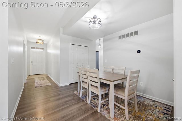 24066 Hemlock Drive, Flat Rock, MI 48134