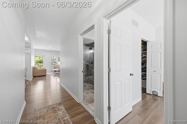 24066 Hemlock Drive, Flat Rock, MI 48134