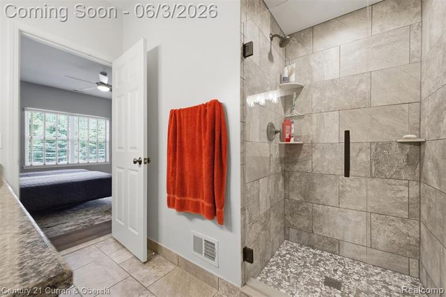 24066 Hemlock Drive, Flat Rock, MI 48134