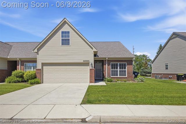 24066 Hemlock Drive, Flat Rock, MI 48134