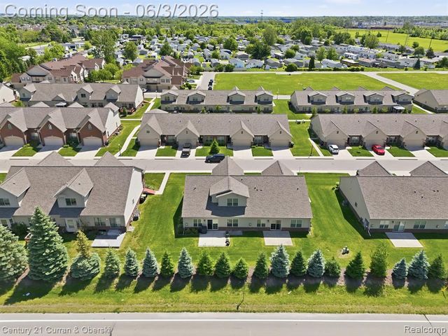 24066 Hemlock Drive, Flat Rock, MI 48134