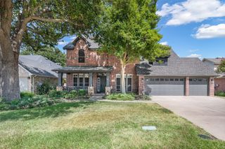 2710 Cobblestone Drive, Grapevine, TX 76051