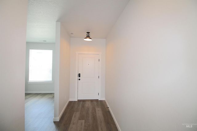 10010 W Lyrical Dr, Boise, ID 83709