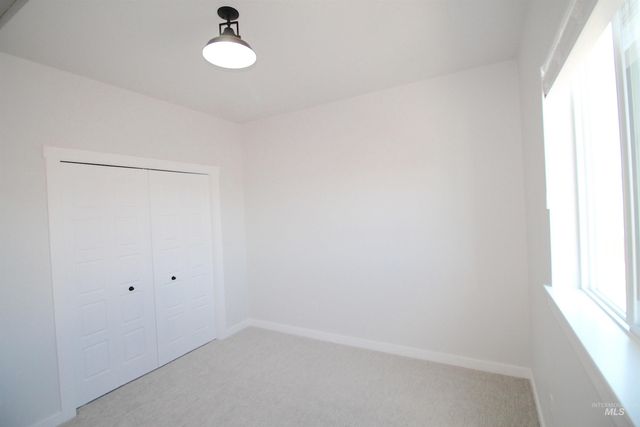 10010 W Lyrical Dr, Boise, ID 83709